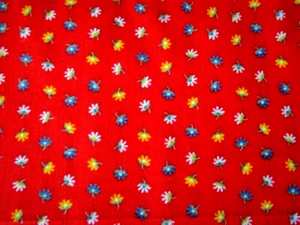 1/2 YD VTG BRIGHT RED W TINY MULTICOLOR FLOWERS COTTON CALICO FABRIC 44"W QUILT - Picture 1 of 2