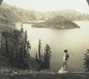 C1920s Volcanic Crater Lake Oregon Cliff Wizard Island Keystone Stereoview Photo - Picture 1 of 3