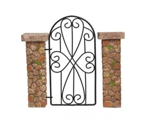 Pick de puerta de jardín de hadas en miniatura con pilares de adoquines y puerta de metal - Compra 3 ahorra - Imagen 1 de 1