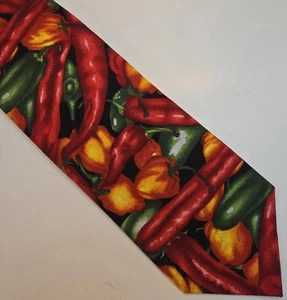 Corbata picante de chile vintage frijoles McGee EE. UU. 100 % algodón usada en excelente estado 56 pulgadas - Imagen 1 de 7