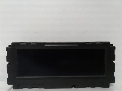 Used Front Center Infotainment Display fits: 2010 Gmc Terrain display screen das - Image 1 of 4