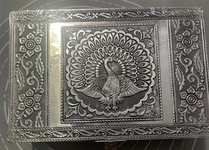 Beautiful Hammered Silver/aluminum Trinket/jewelry Box Peacock. 8x5x2.5 - Picture 1 of 12