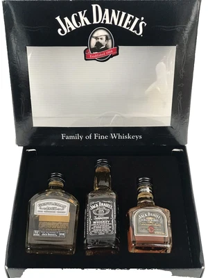 Jack Daniels FOB Miniature Set  2006 - Features Gen1. Single Barrel*********RARE - image 1 of 4