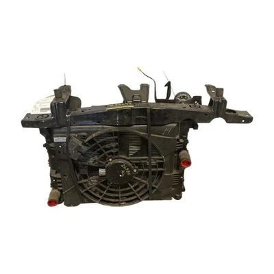 2018-2024 Nissan Kicks Radiator Assembly w/Cooling Accessories Factory OEM 2023 Foto 1 de 4