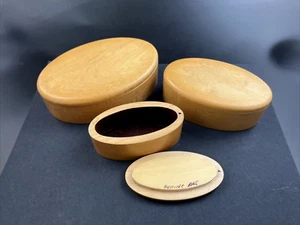 Set di 3 scatole di legno trasformate a mano con coperchi - Artista firmato e numerato - Foto 1 di 19