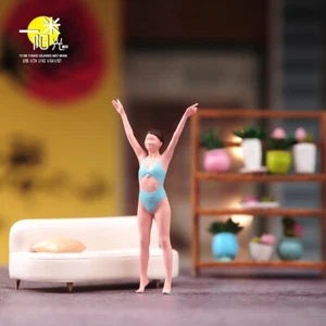 1/18 1/24 1/43 1/64 1/87 Arms Up Bikini Girl Scene Prop Model Figure For Car Toy - Photo 1 sur 10