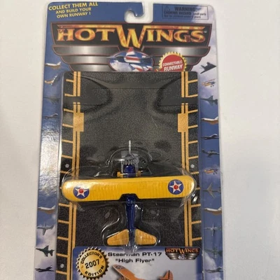 Hot Wings Diecast Collectable Planes Stearman PT-17 w/Runway 2009 BiPlane #11110 - Image 1 of 3