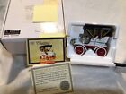 1904 Cadillac Model B  National Motor Museum Mint Die Cast Scale 1:32 White