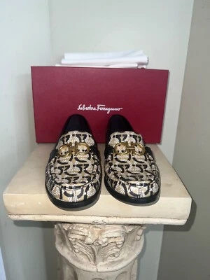 Women's NIB Black SALVATORE FERRAGAMO Monogram Rolo Gancini Loafers Size 9.5C - Image 1 of 4