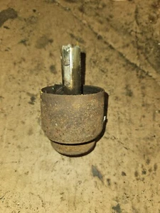 Cub Cadet 38 42 48 Deck Spindle Shaft 70 100 122 124 126 102 71 72 73 - Picture 1 of 3