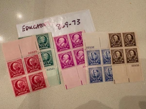 Bloques de placas de estampillas de Estados Unidos - 869-73 - Americanos famosos - MNH - comb. envío! - Imagen 1 de 1