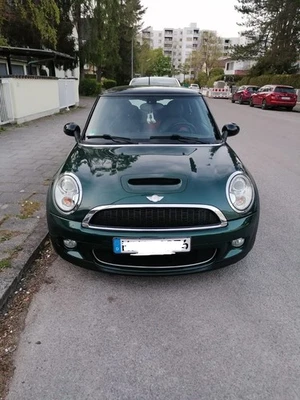 Mini Cooper S - Bild 1 von 4
