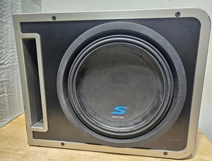 Alpine Halo S-Series 12" Single 2 Ohm Preloaded Subwoofer Enclosure - Picture 1 of 8