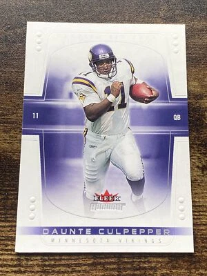 2004 Fleer Genuine Football Card #74 Daunte Culpepper L6840* - Image 1 of 2