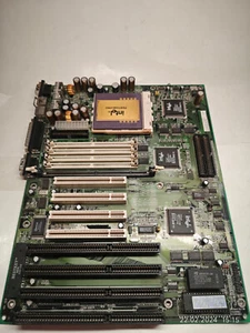 Rare Socket 8 Pentium PRO SET A-Trend ATC-6020 Motherboard + CPU & 32 MB RAM - Picture 1 of 13