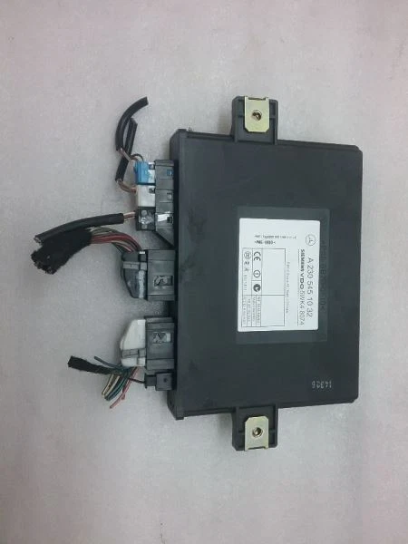 2305451032 Módulo de control Go sin llave R230 2003 MERCEDES S430 HO-10RM Foto 1 de 3