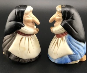 Vintage 1980s Baba Yaga Kitchen Witch Salt & Pepper Shakers 2.5" Tall - Picture 1 of 7