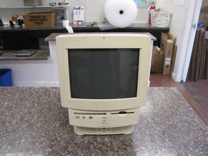 Computadora Macintosh Performa 550 1993 vintage modelo M1640 - Imagen 1 de 11