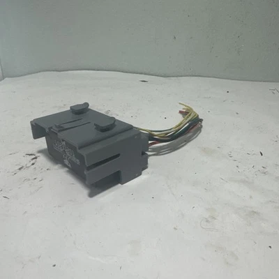 15231201  GM GMC Chevy OEM Flasher Turn Signal Hazard Emergency Trailering Relay - Image 1 of 4