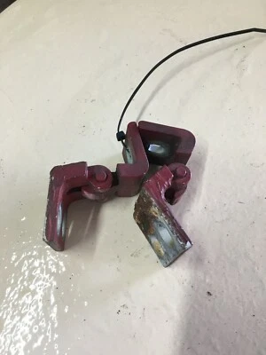 volkswagen transporter pair front door hinges vw  - Image 1 of 3