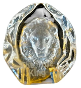 Crystal Paperweight The True King Christian Motif Narnia 3 1/8X2.25X1" - Picture 1 of 10