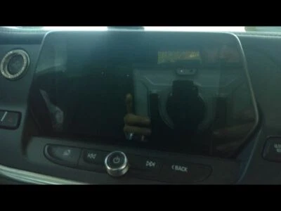 Info-GPS-TV Screen Display Screen Opt Ueu Fits 15-18 ESCALADE 819215 - Image 1 of 4