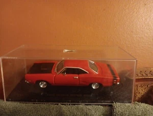 Dodge Super Bee 1969 fundido a presión Road Champs 1/43, rojo/negro D0527 LZ - Imagen 1 de 8