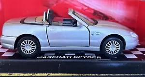 Maserati Spyder Italian Sports Car Model Diecast 1:32 (14 cm) Window Scratched - Picture 1 of 9