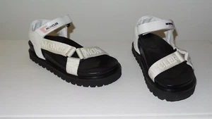 SANDALI PIATTI BIANCHI MONCLER CON CINTURINO TOUCH DA $525 TAGLIA 35 - Foto 1 di 10