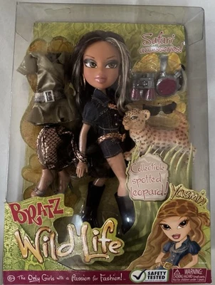 Muñeca de Moda Bratz G1 Wildlife Yasmin - 2 Trajes - y Accesorios - Nueva en Caja Foto 1 de 3