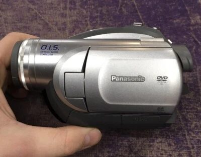 Panasonic VDR-D220 DVD Palmcorder Camcorder Camera ONLY! - Image 1 of 4