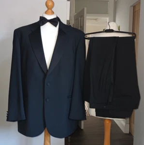 St Michael's M & S TUXEDO DINNER SUIT 46M 38W 31L stretch single breasted pleat - Picture 1 of 10