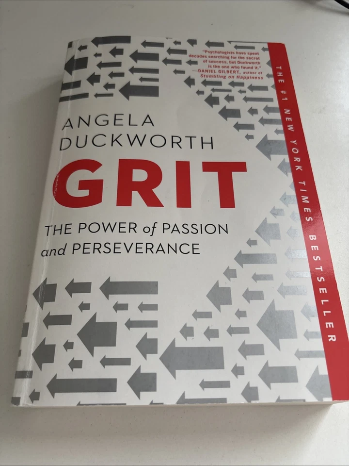 Grit : The Power of Passion and Perseverance by Angela Duckworth  Foto 1 de 1