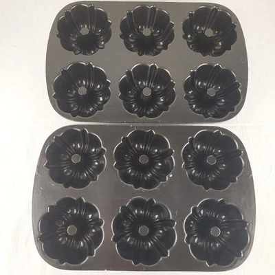 Nordic Ware Bundt-Lette Pan 6 Mini Bundt Cake  Heavy Cast Aluminum USA - Image 1 of 4