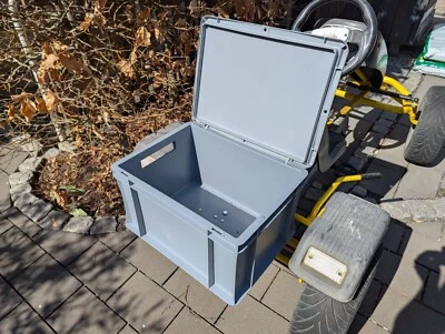 THIN-CITY Berg GoKart Box mit Deckel, Kettcar, Dino Toys, Tretauto grau, Anhänger