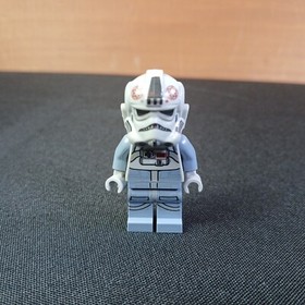 Lego Star Wars AT-AT Driver Pilot Minifigure from 75075 75054