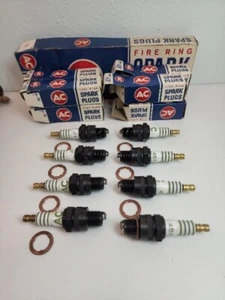 NOS AC 45F Spark Plugs Fire Ring Green Rings MADE IN USA GM 5612095 Box Of 8 - Bild 1 von 13