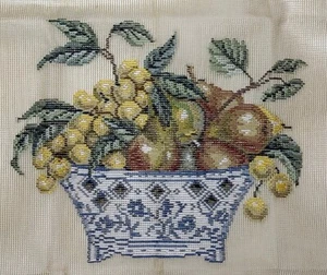 Needlepoint Tramme Kit FRUIT BASKET Pears & Grapes Still Life 13 1/2" x 11" - Picture 1 of 4