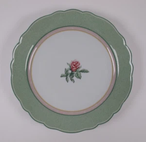 Plato de ensalada de niebla Wedgwood English Cottage Collection 8 1/2" - Imagen 1 de 4