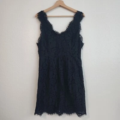 Vestido de cóctel Joie Rori floral festoneado de encaje sin mangas cuello en V talla M negro Foto 1 de 4