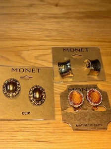 Set tre orecchini vintage a clip Monet - Foto 1 di 5