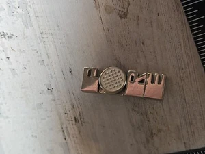 Spilla spilla golf vintage FORE tono argento con smalto bianco N8 - Foto 1 di 2