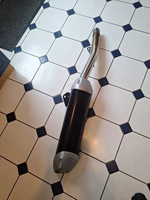 2010 KAWASAKI GTR 1400 EXHAUST SILENCER CAN #A30 - Image 1 of 4