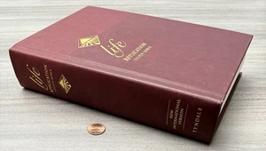 1984 NIV Life Application STUDY BIBLE - RED Letter - HARDCOVER, 1997, Tyndale - Picture 1 of 24