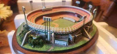 Danbury Como Nuevo Candlestick Park Coleccionable NBL RÉPLICA NUEVO EN CAJA Foto 1 de 4