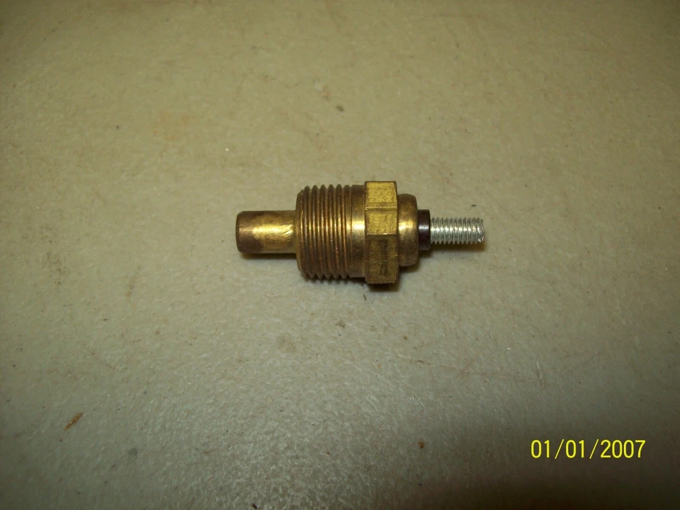 1969 Ford Mustang com 302.351 unidade de envio de temperatura da água - Imagem 1 de 1