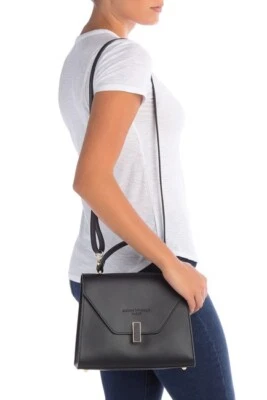 Novo com etiquetas! Bolsa satchel feminina Maison Heritage couro preto Sophi com alça transversal - Imagem 1 de 4