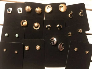(12 Pair) Vintage Pierced Earrings - Estate - See Pictures J24 - Picture 1 of 12