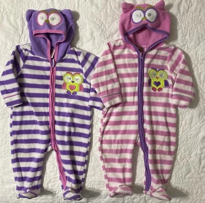 Lote de 2 - Conjunto con patas de vellón para dormir y jugar infantil con capucha, 6/9 meses Foto 1 de 4