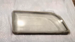 00-04 VOLVO V40 S40 HEADLIGHT CLEAR GLASS LENS RIGHT SIDE WITH SEAL 301149110 - Picture 1 of 5